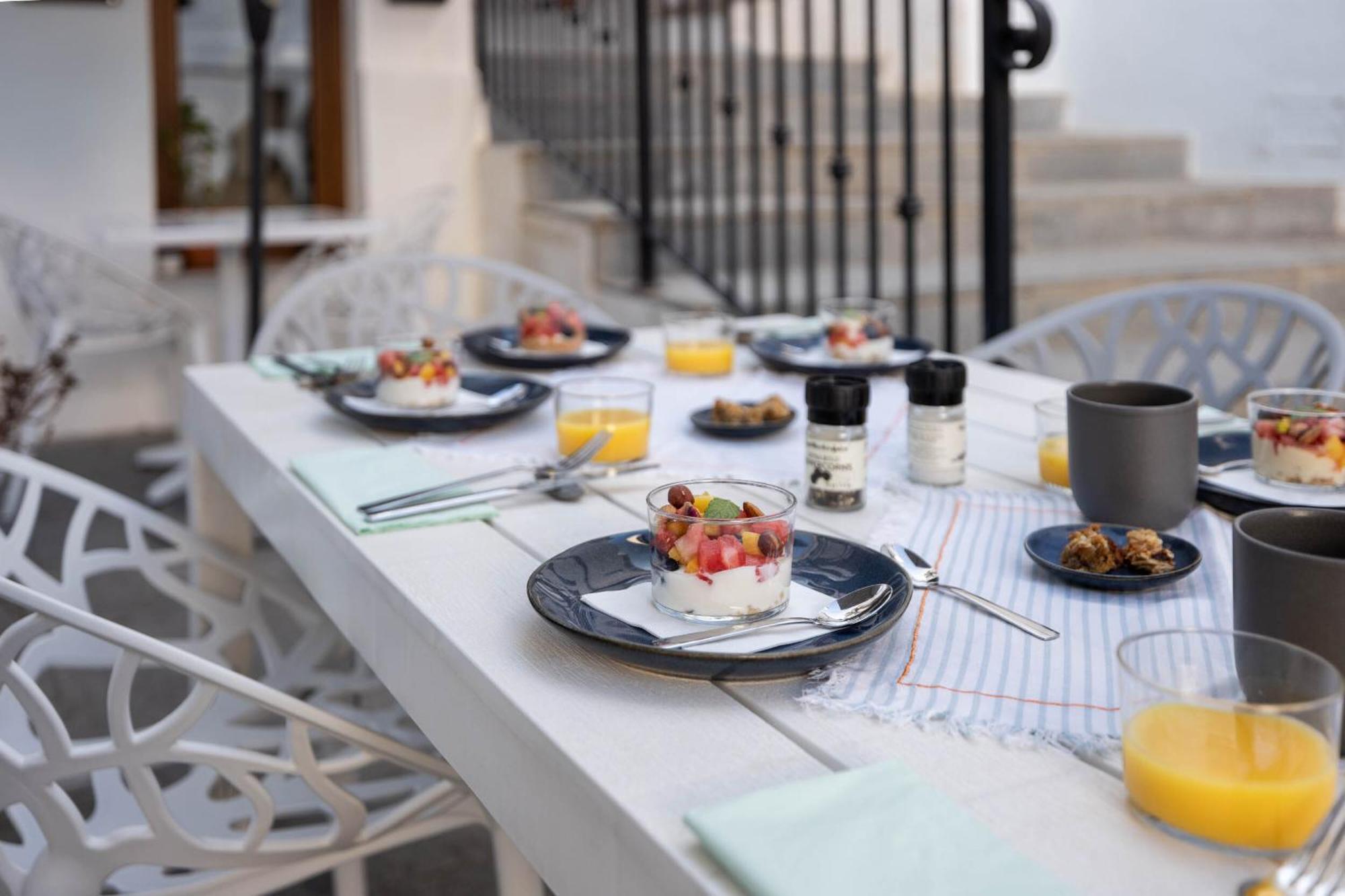 Olive & Ivy Guesthouse Canillas de Aceituno Buitenkant foto