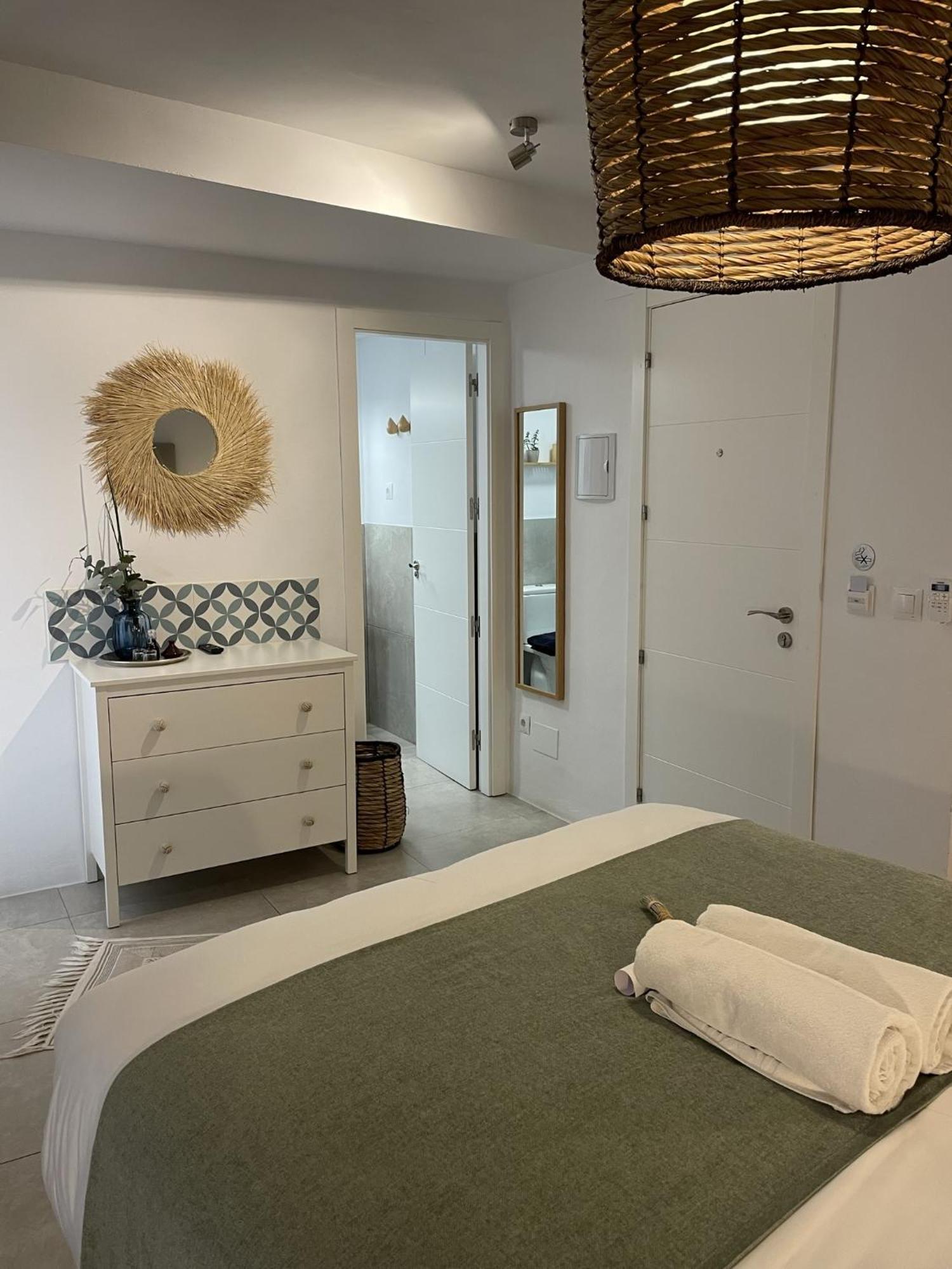 Olive & Ivy Guesthouse Canillas de Aceituno Buitenkant foto